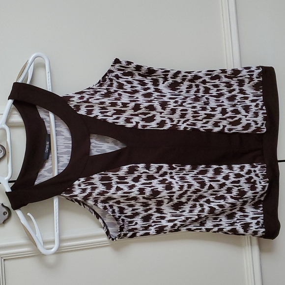 Skirt Set M Chapter One - Picture 3 of 5